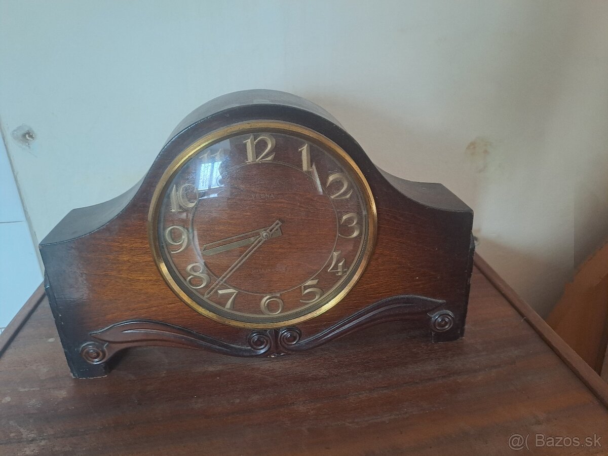 Predám rádiogramafon , krbové hodiny - 2