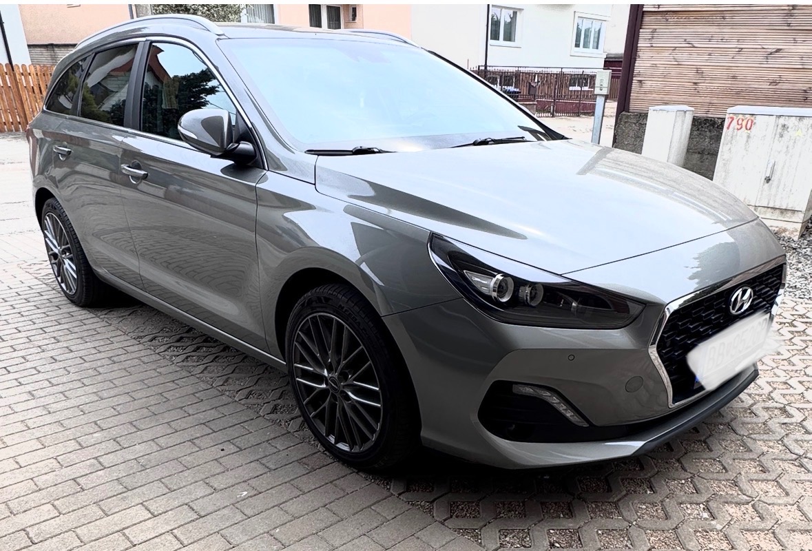 Predám Hyundai i30 combi 1.4 T-GDi - 2