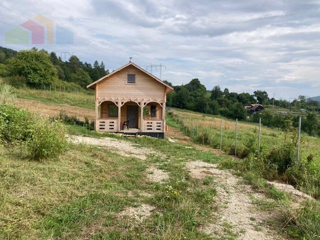 Na predaj veľký pozemok s chatkou - 5084 m2 - 2