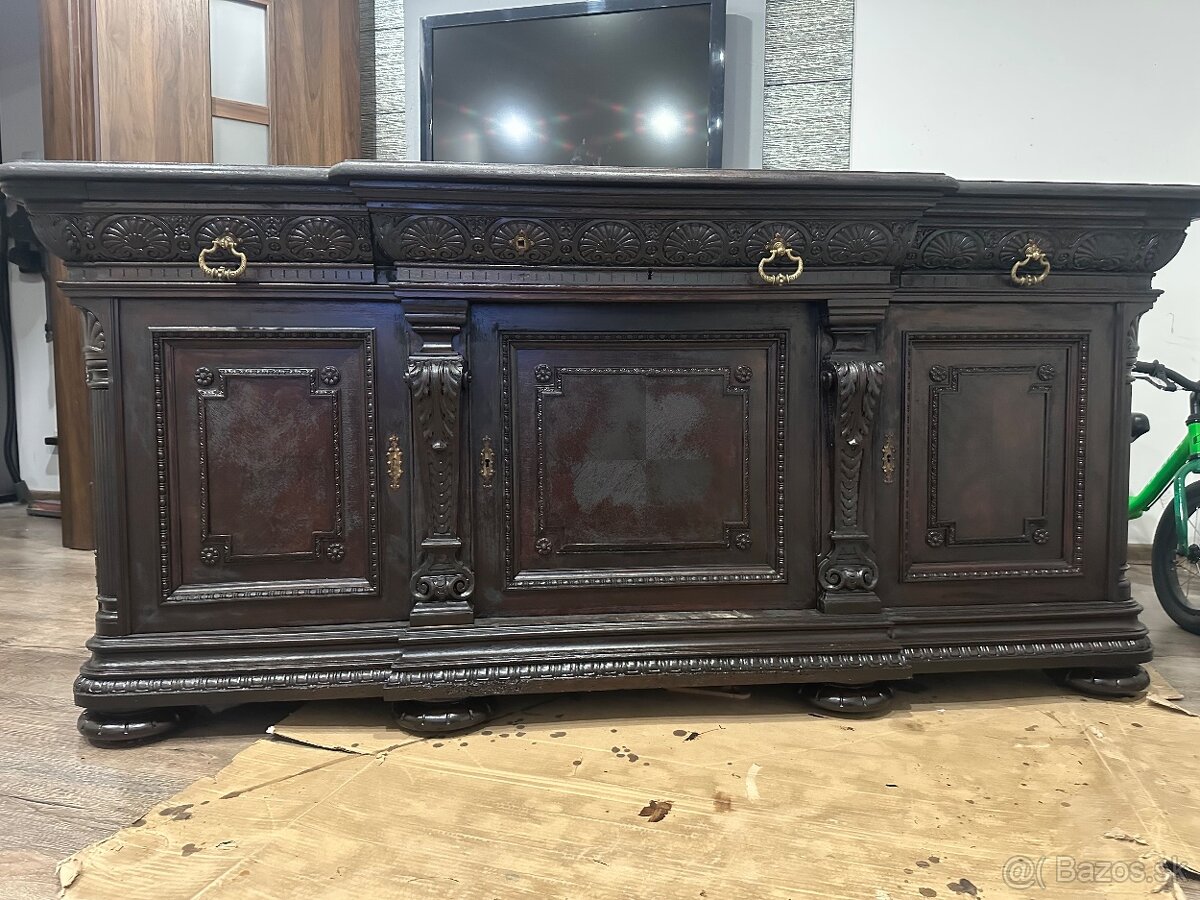 Starožitná komoda - 2