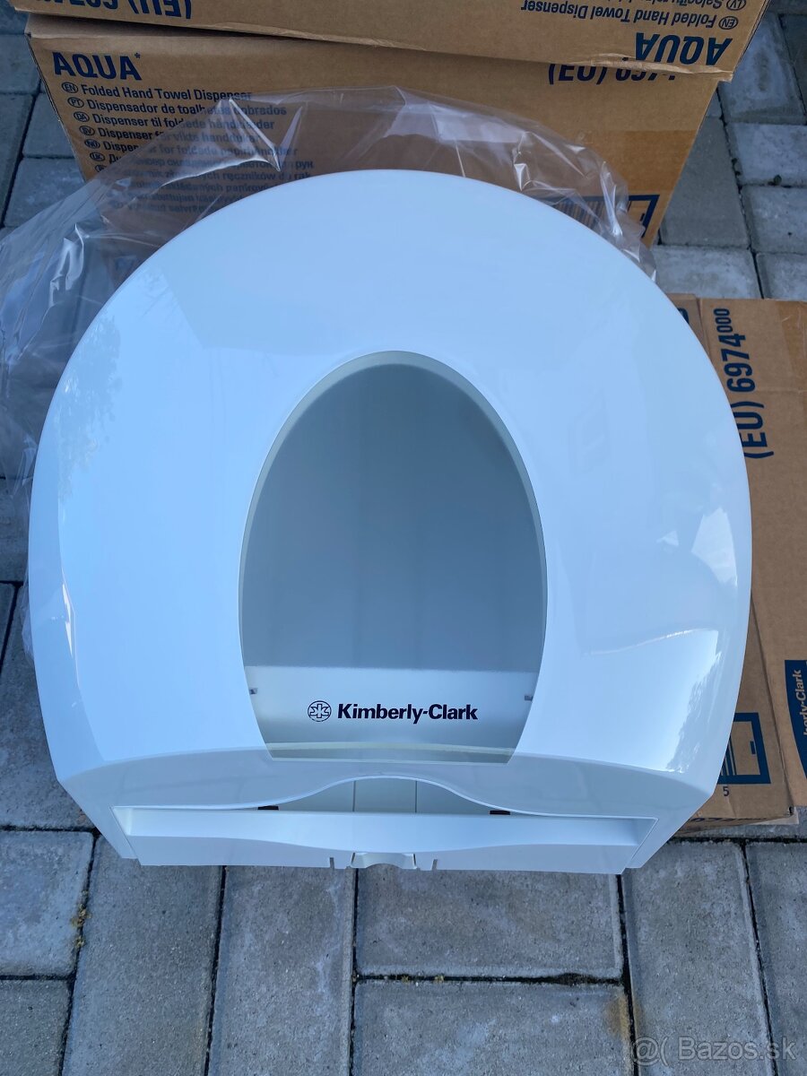 Nove držiaky na servitky a wc papier - 2