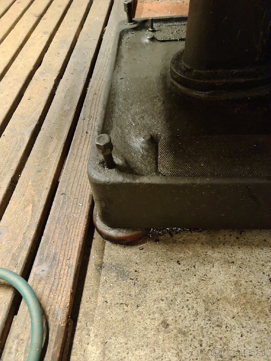 Frézka konzolová FB 25 - 2