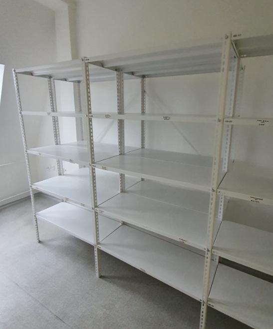 Kvalitný kovový regál - 2