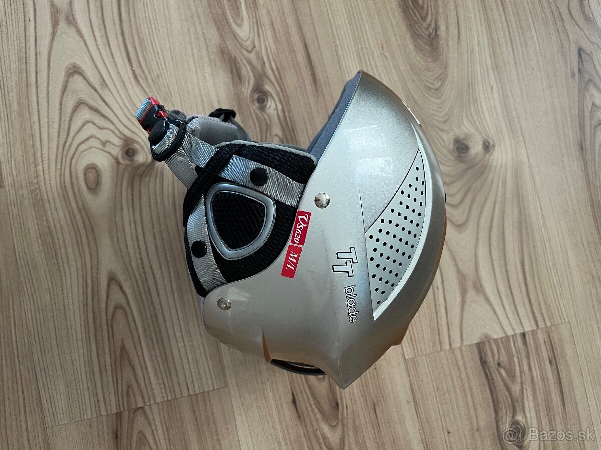 Prilba TT blade - 2
