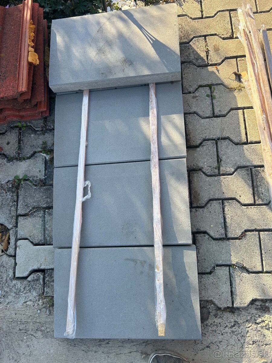 Čapice striešky na plot - 2