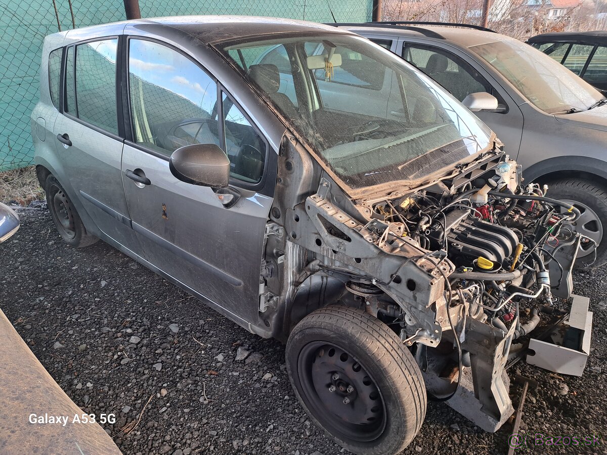 Renault modus 1.2b rv2012 - 2