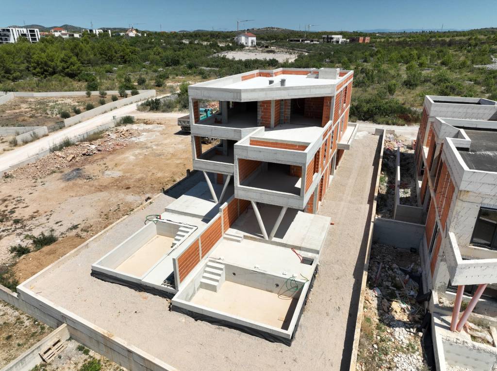 CHORVÁTSKO - Apartmány v tichej časti (S1) - VODICE, ŠIBENIK - 2