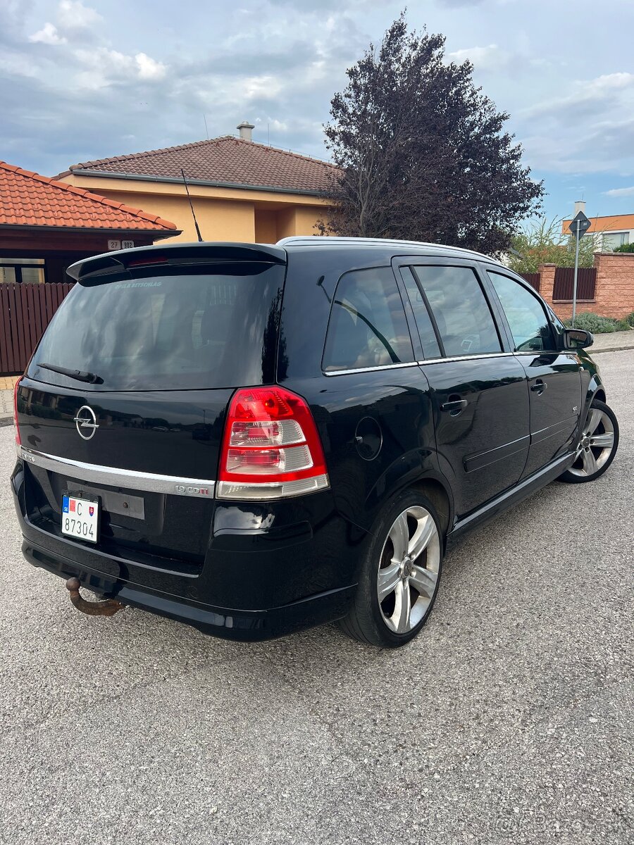 Opel Zafira 1.7 diesel - 2