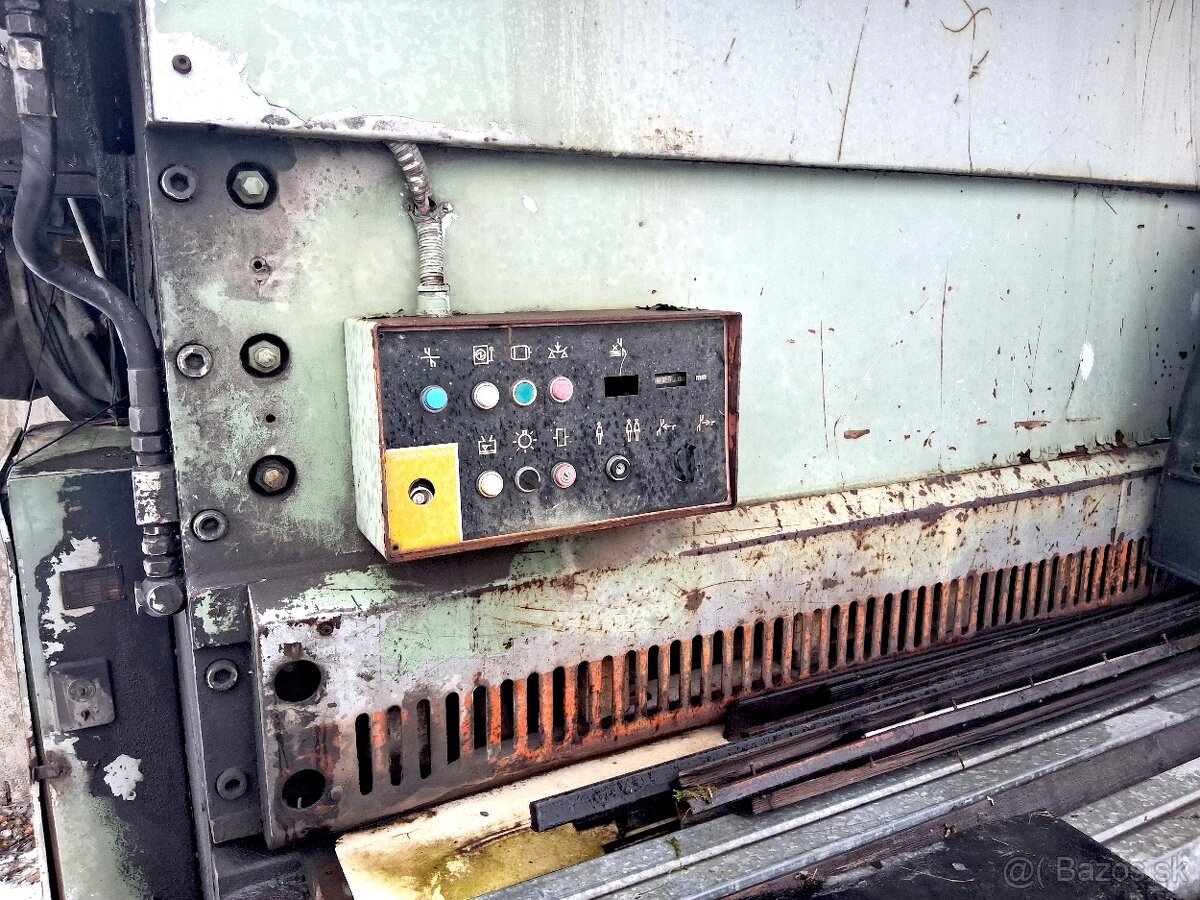 Nožnice tabuľové NTA 10-A - 2