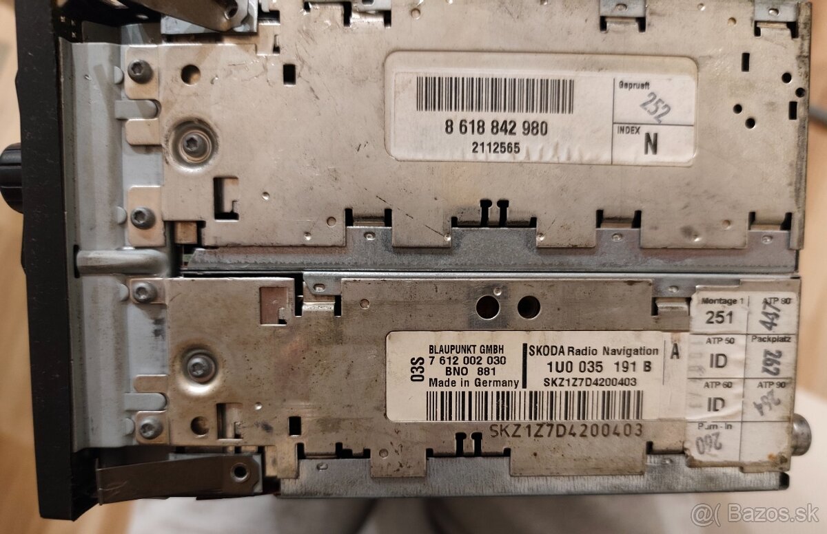 Originálne navigačné rádio Škoda DX - 2