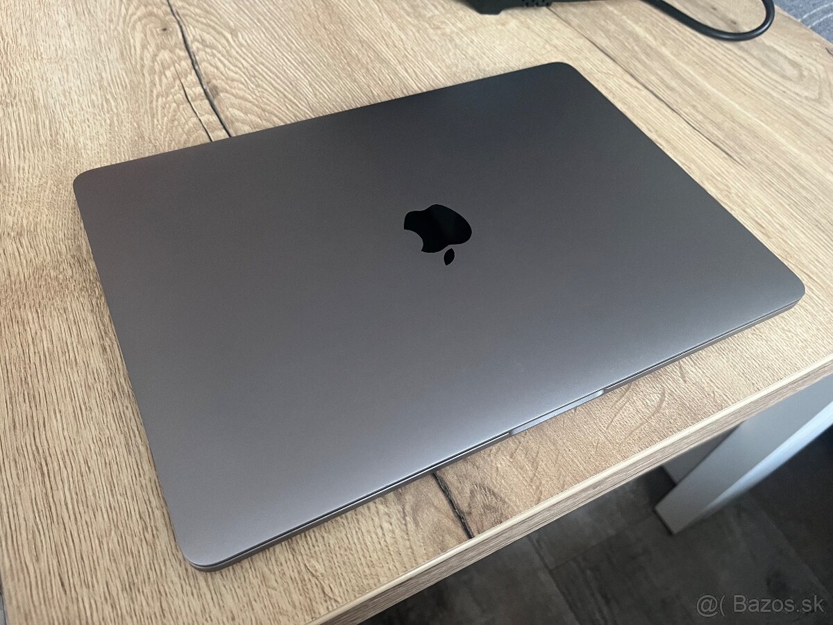 Macbook Pro m2 13,3" - 16 GB Ram - 512 GB ssd - 2