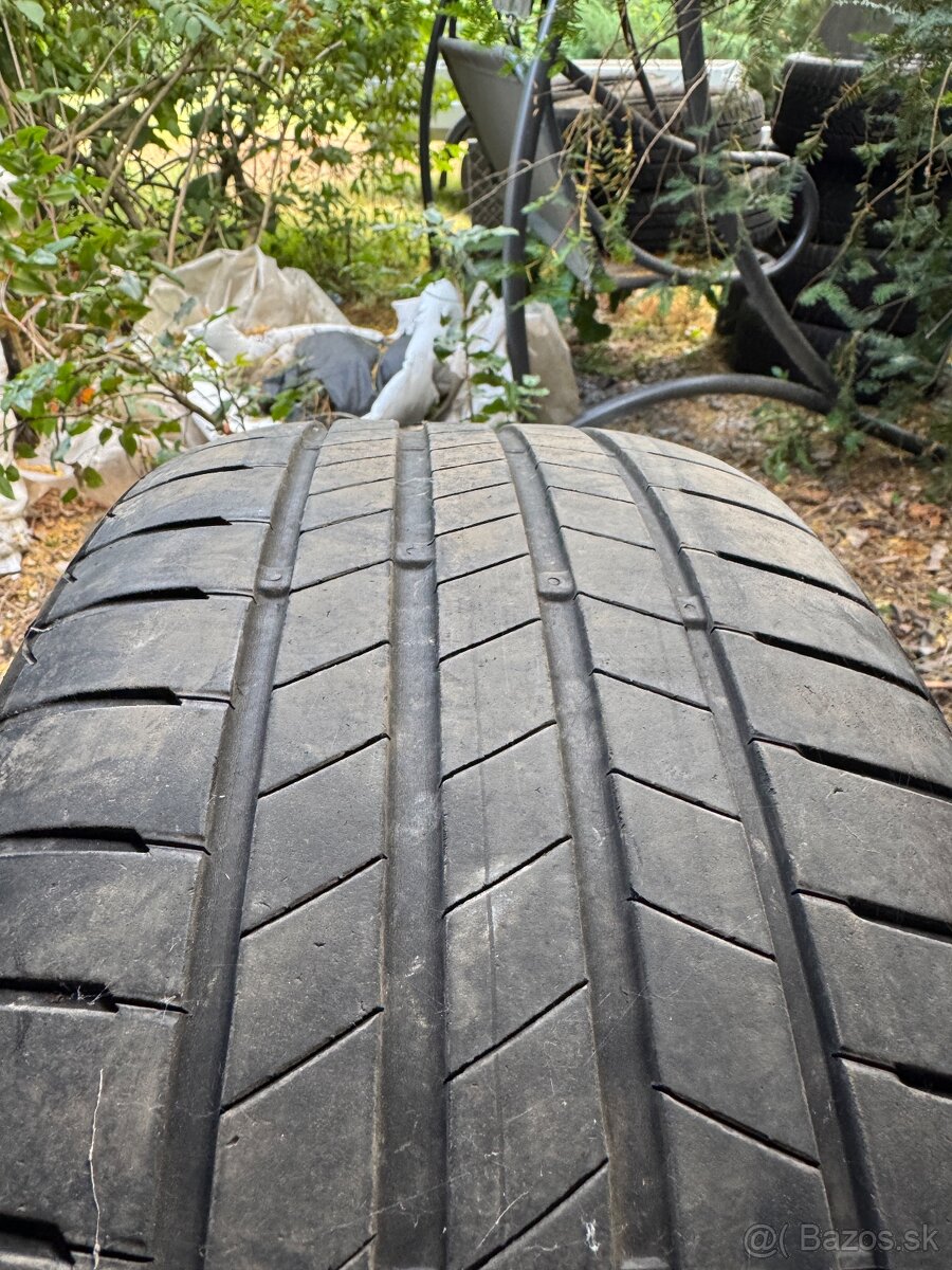 Bridgestone 235/45 R18 4ks - 2
