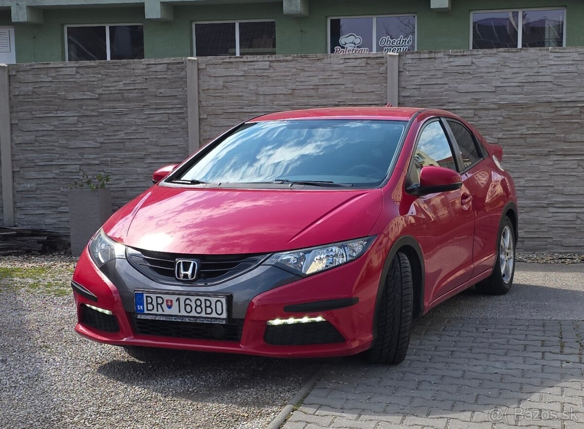 Honda Civic 1.4 i-VTEC 5DR - benzín - 2