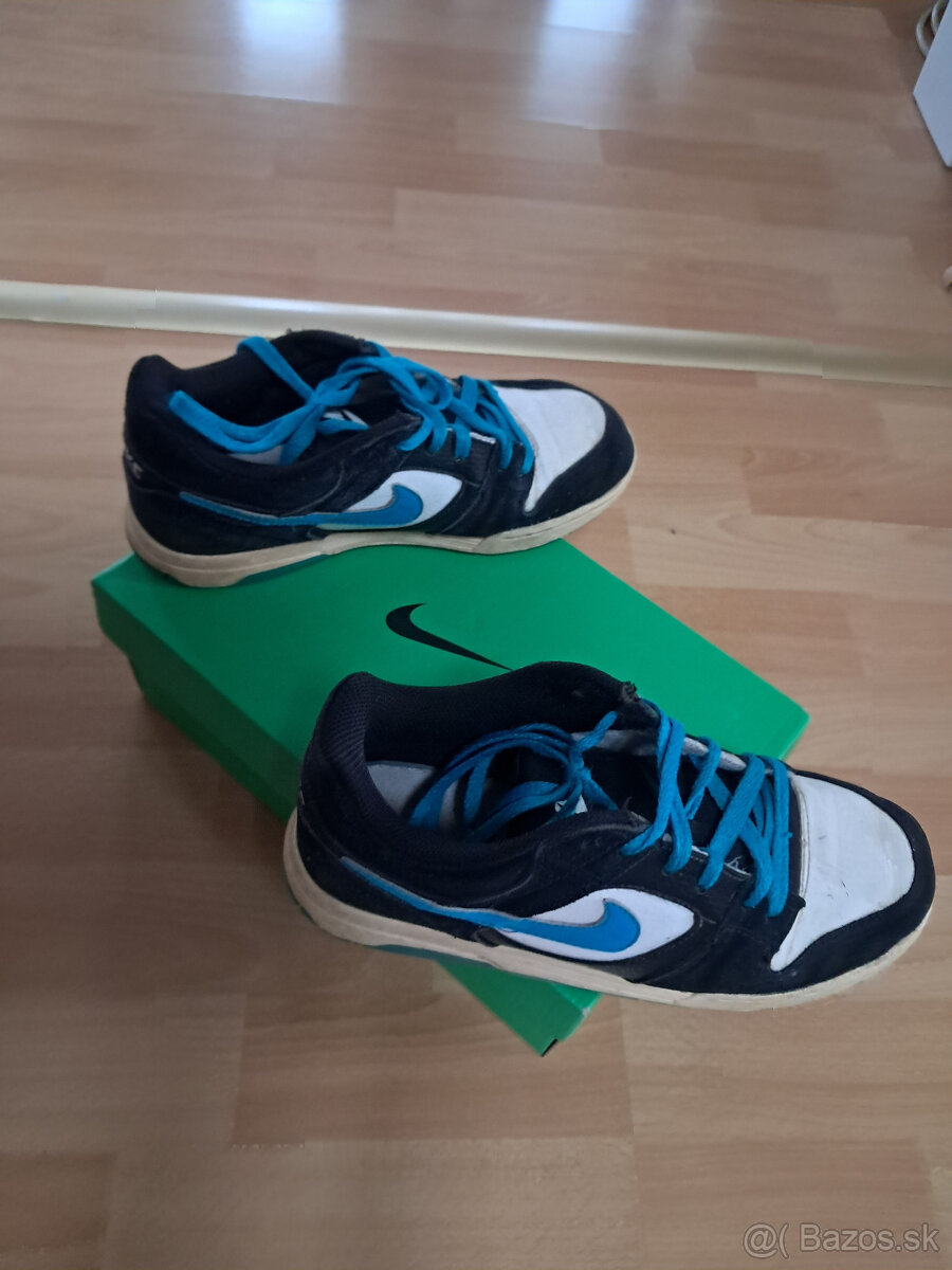 Chlapčenské tenisky NIKE 36 - 2