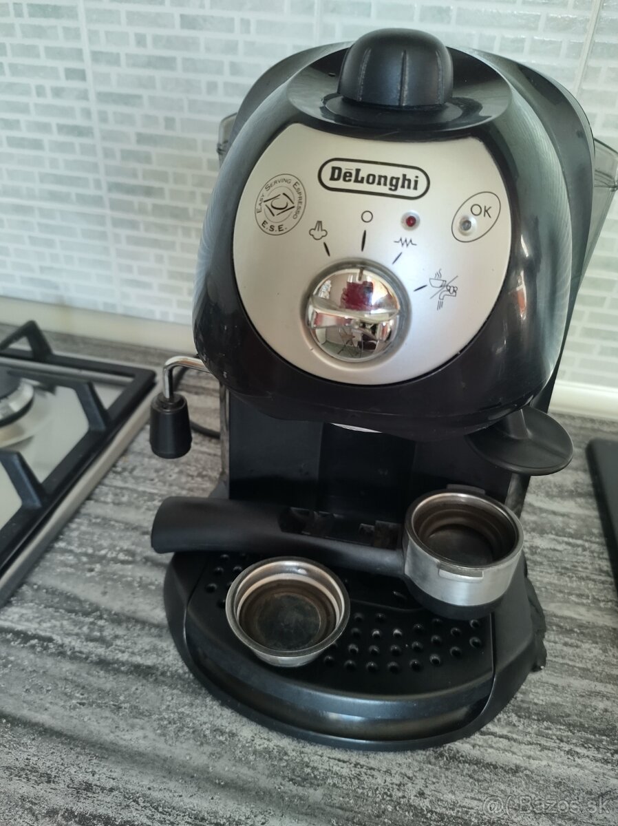 Delonghi pákový kávovar - 2