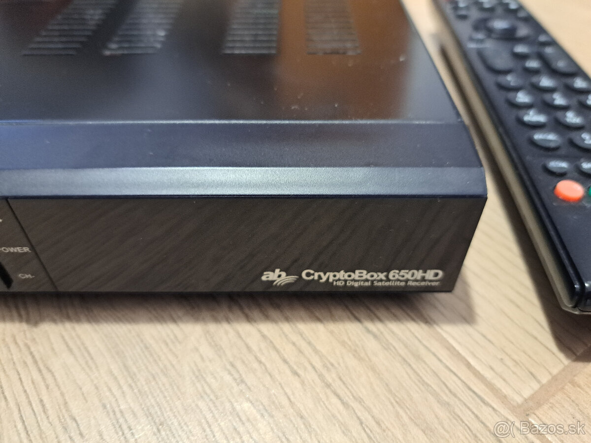 Predám satelitný prijímač cryptobox 650HD - 2