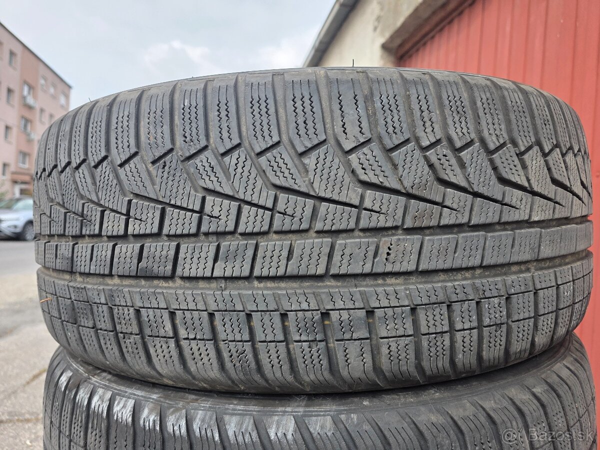Zimne pneumatiky 235/50 r19 - 2