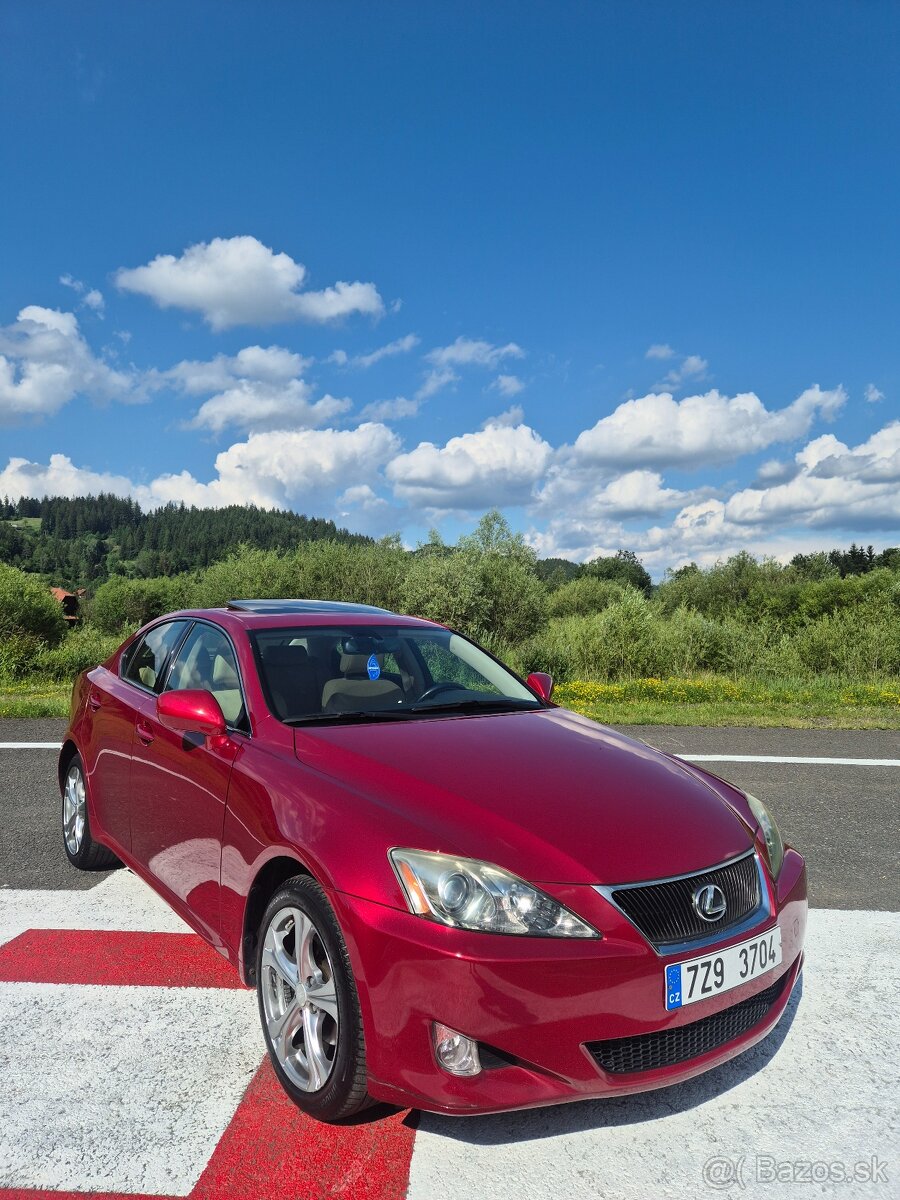 Lexus IS250. AWD. 71tis. Najeto - 2