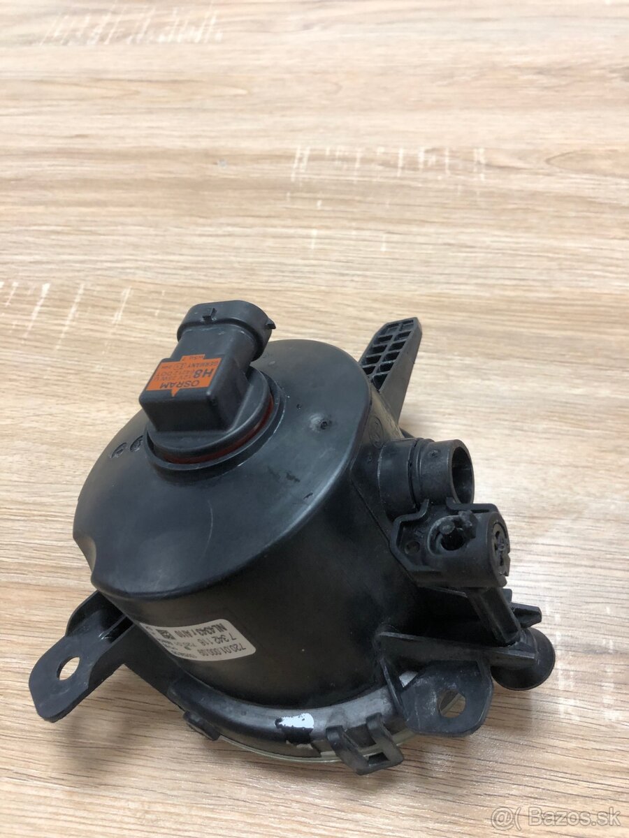 BMW F10/F11 M-paket – pravé hmlové svetlo HELLA - 2