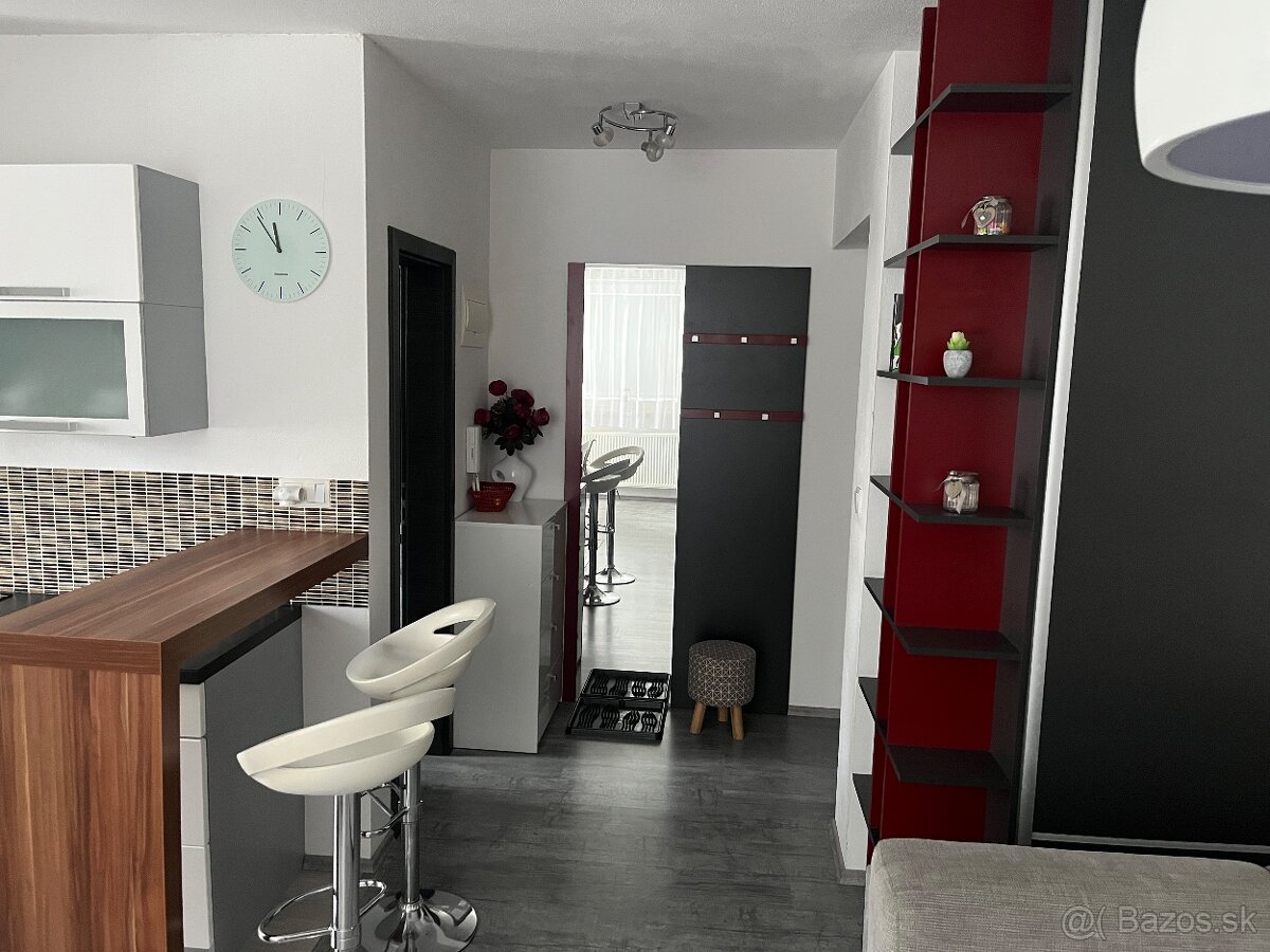 1 izbový byt s parkovacím miestom - 2