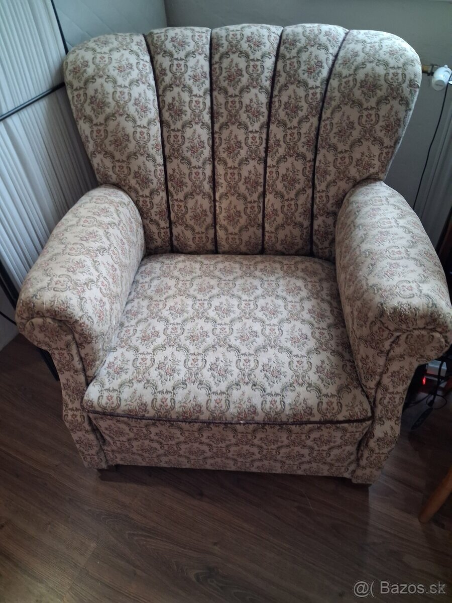 Starožitné kreslá dohodou - 2