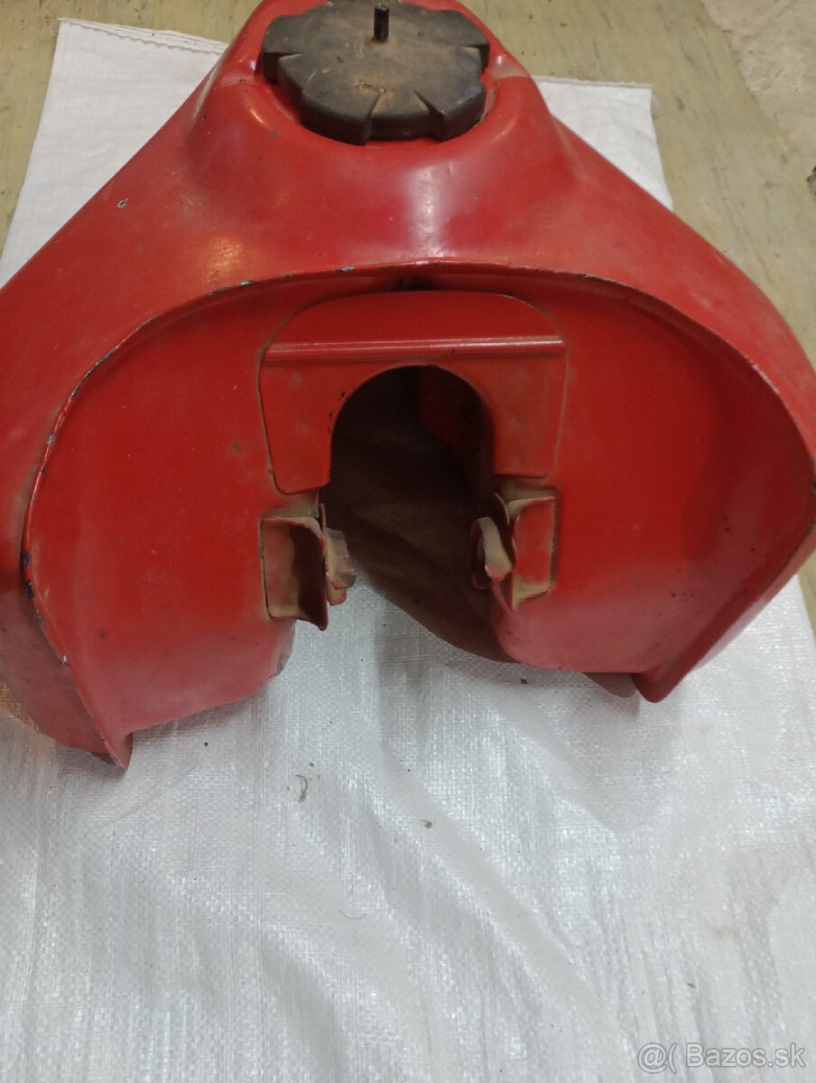 Honda xl 600 palivová nádrž - 2