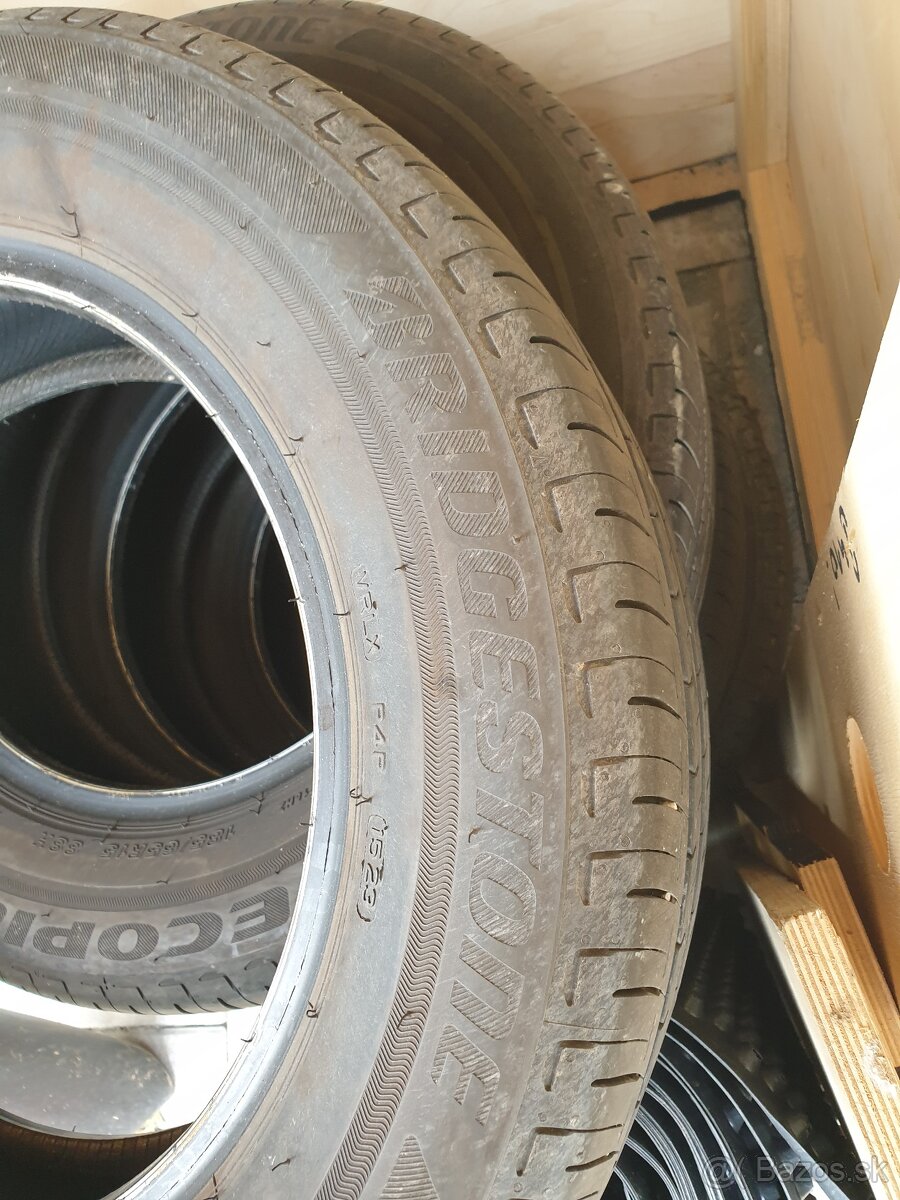 185/65R15 - 2