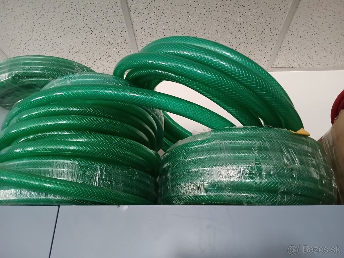 Nerezové a plastové hadice - 2