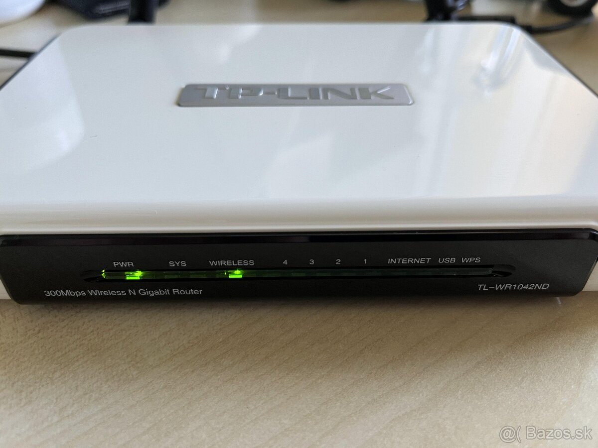 TP-Link TL-WR1042ND - 2