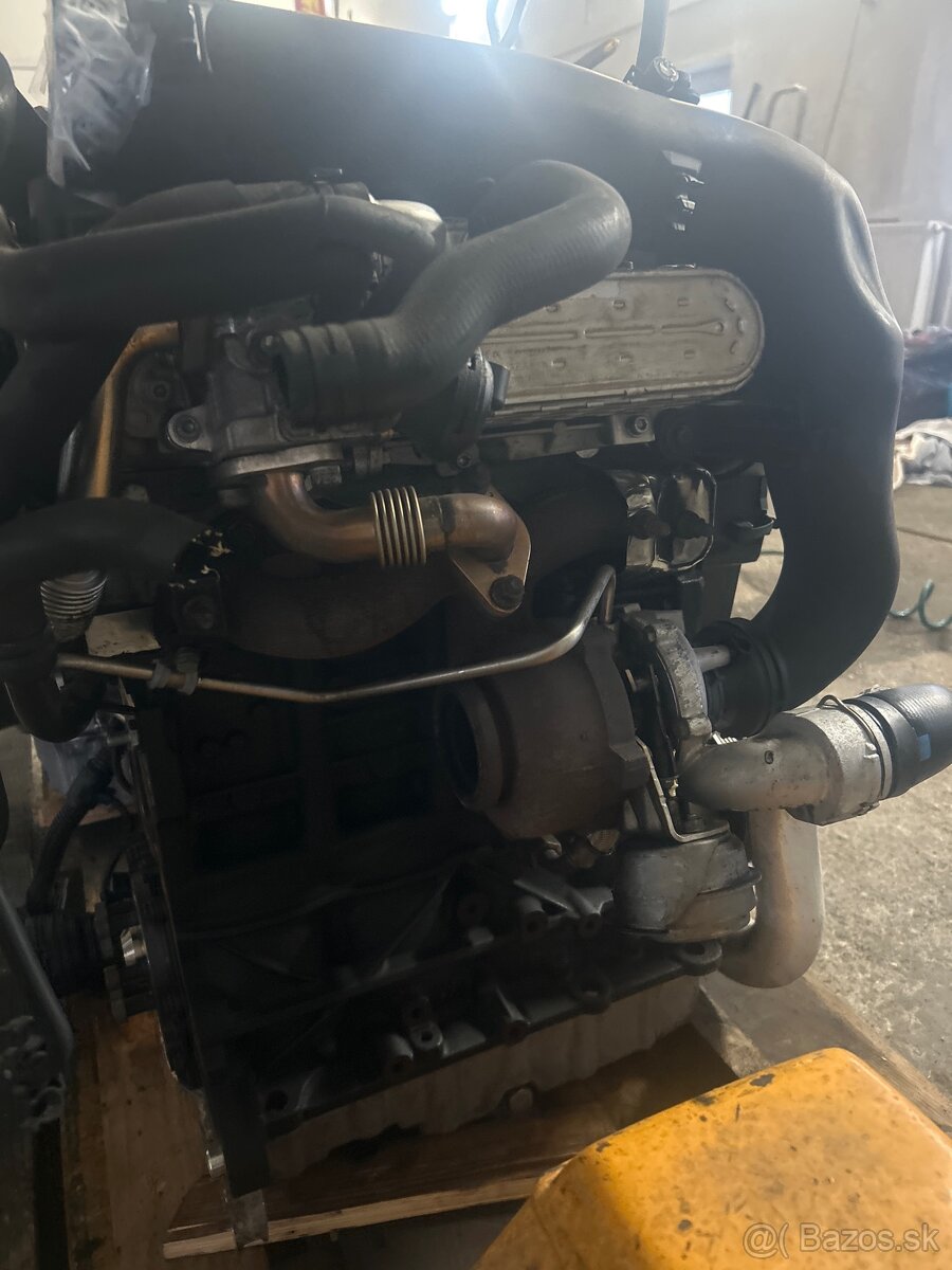 Motor golf5 2,0tdi typ BKD 103kw 2007 - 2