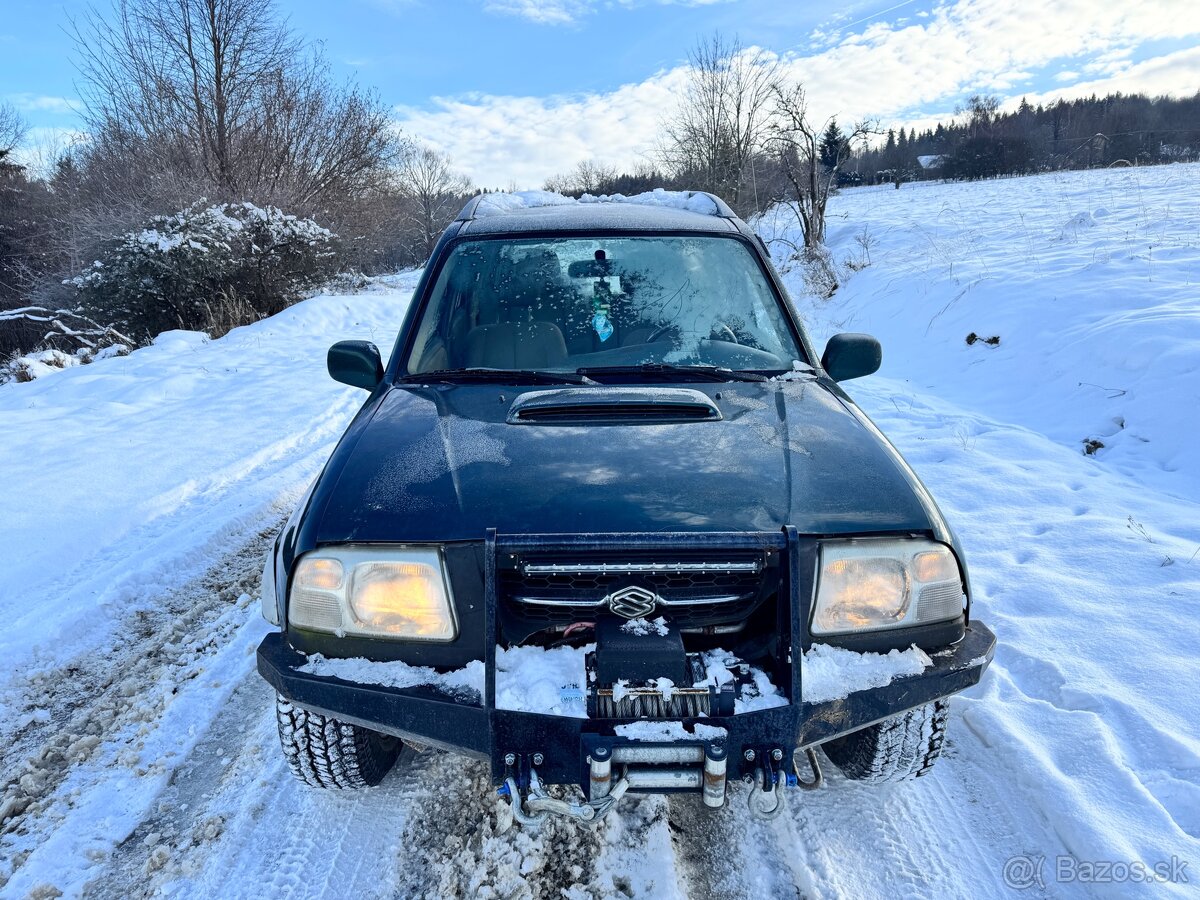 Suzuki grand vitara 2.0td 64 kW - 2