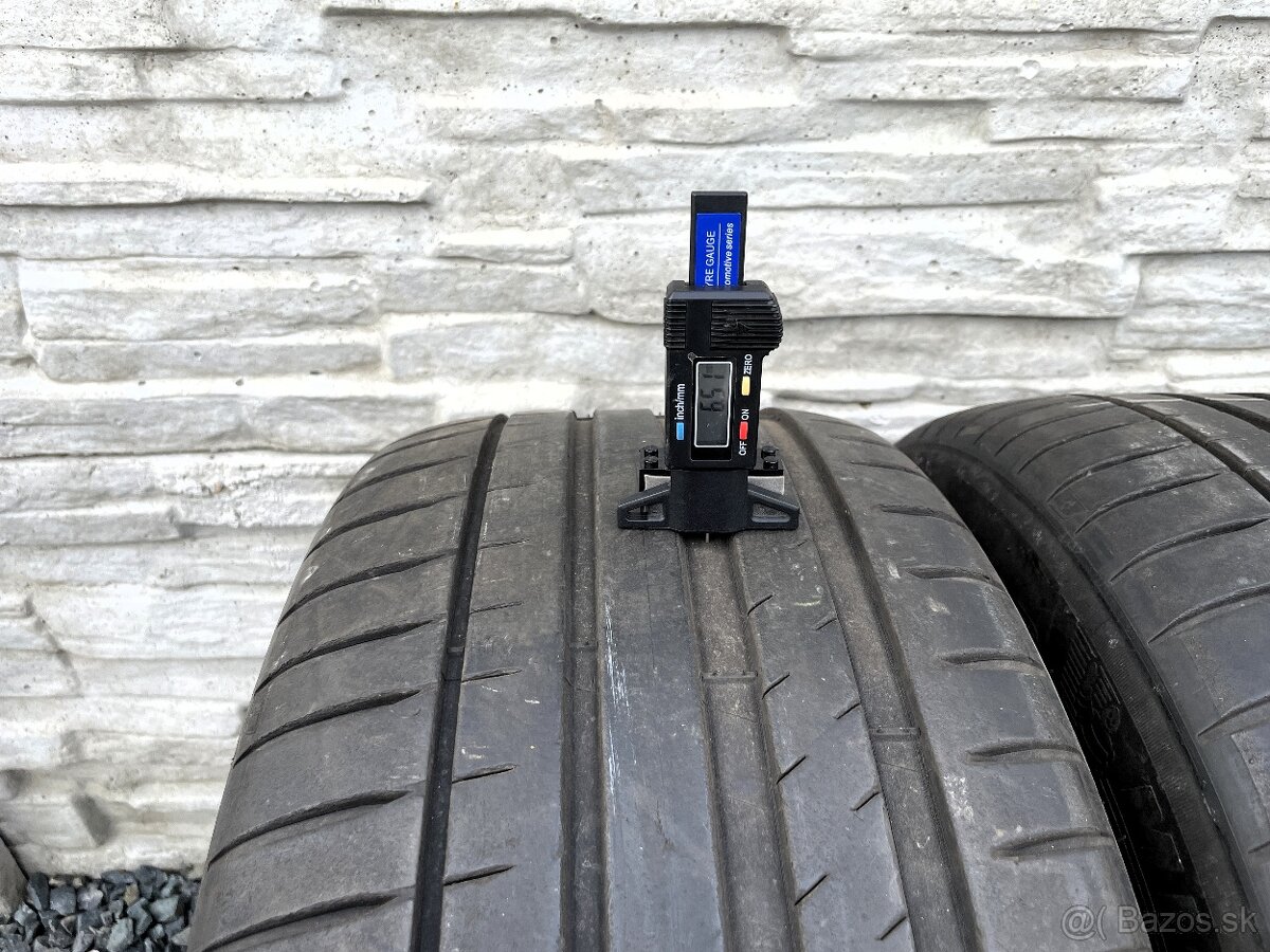 255/40 R19 Michelin letne - 2