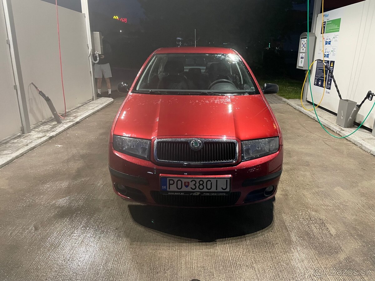 Škoda Fábia Sedan 1.2 HTP - 2