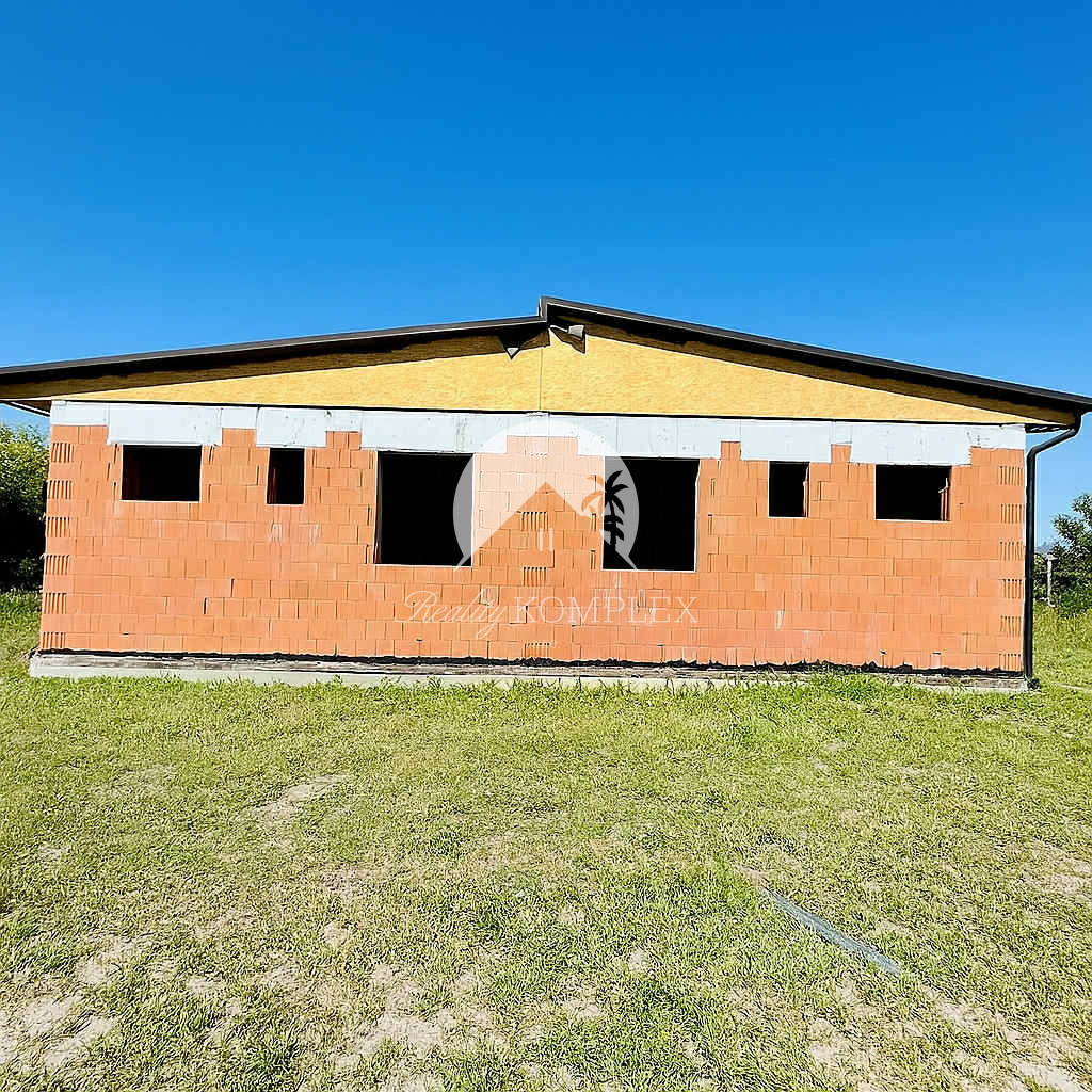 Reality KOMPLEX s.r.o., Vám ponúka na predaj moderný dvojdom - 2