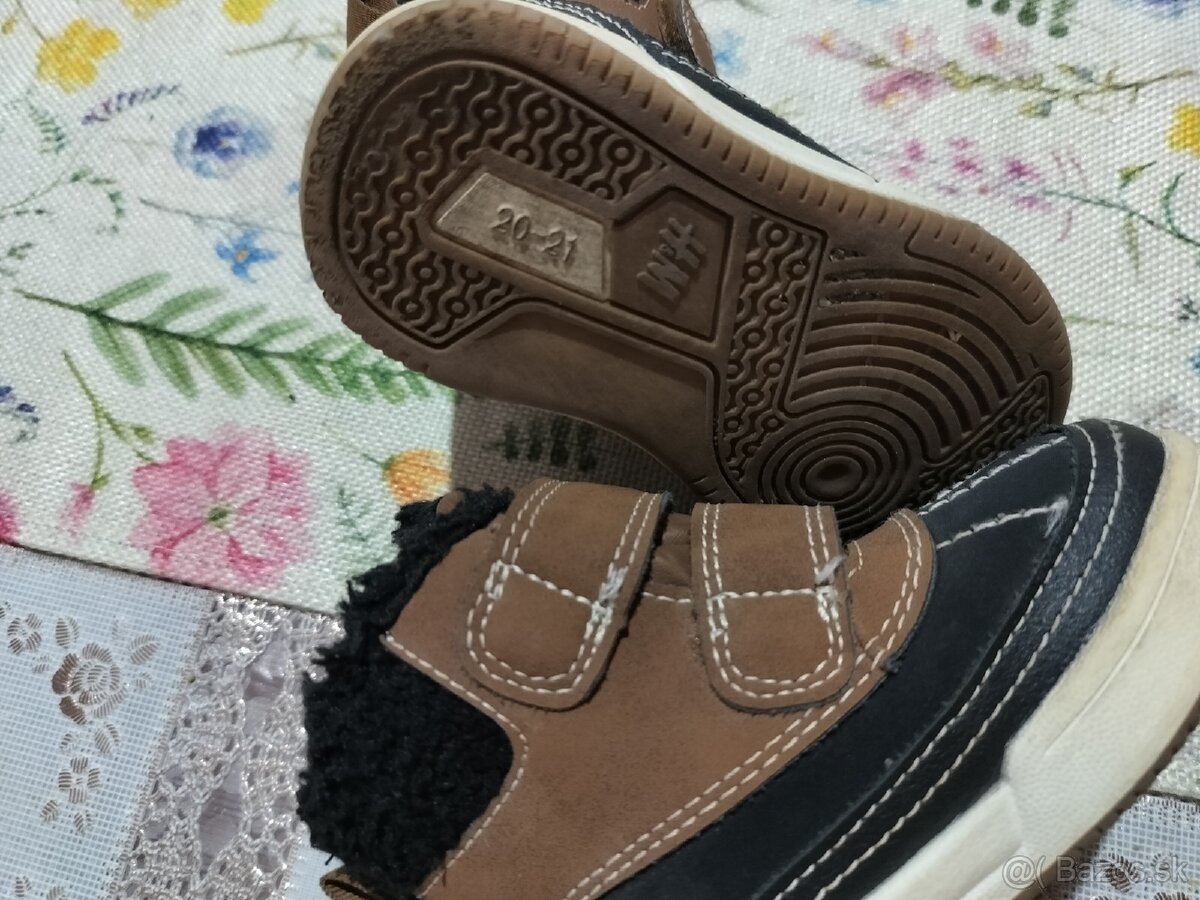 Detské chlapčenské zimné topánky v.26 - 2