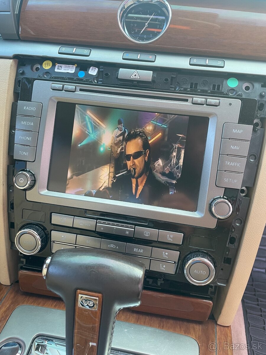 Radio , Navi , DVD , phaeton - 2