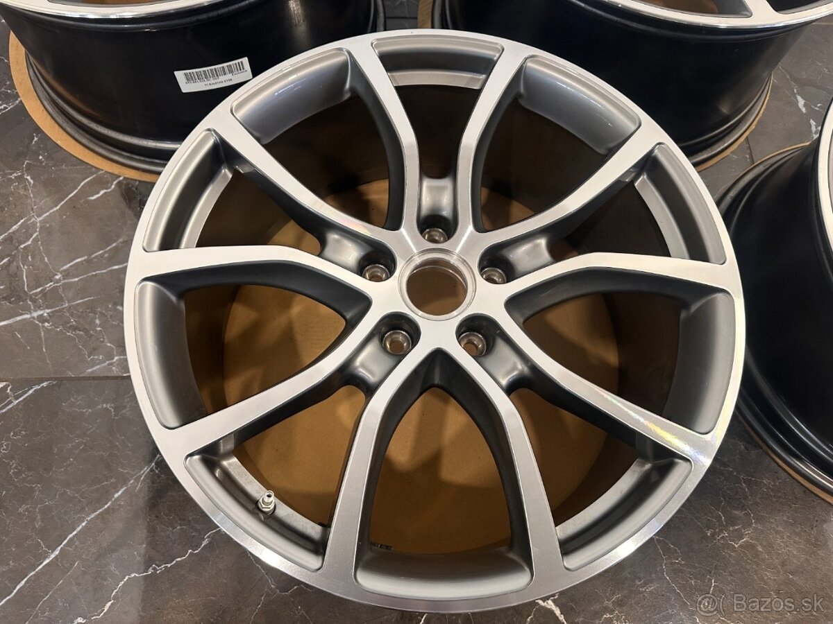 kolesa original Porsche E3 9Y r21 Cayenne - 2