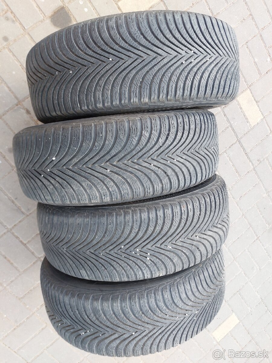 Predám zimné pneumatiky 225/55R17 97H - 2