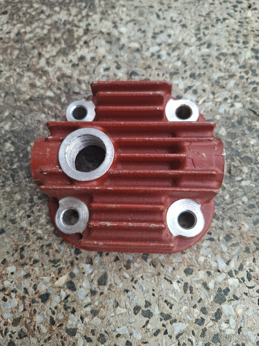 Zetor hlava kompredora - 2