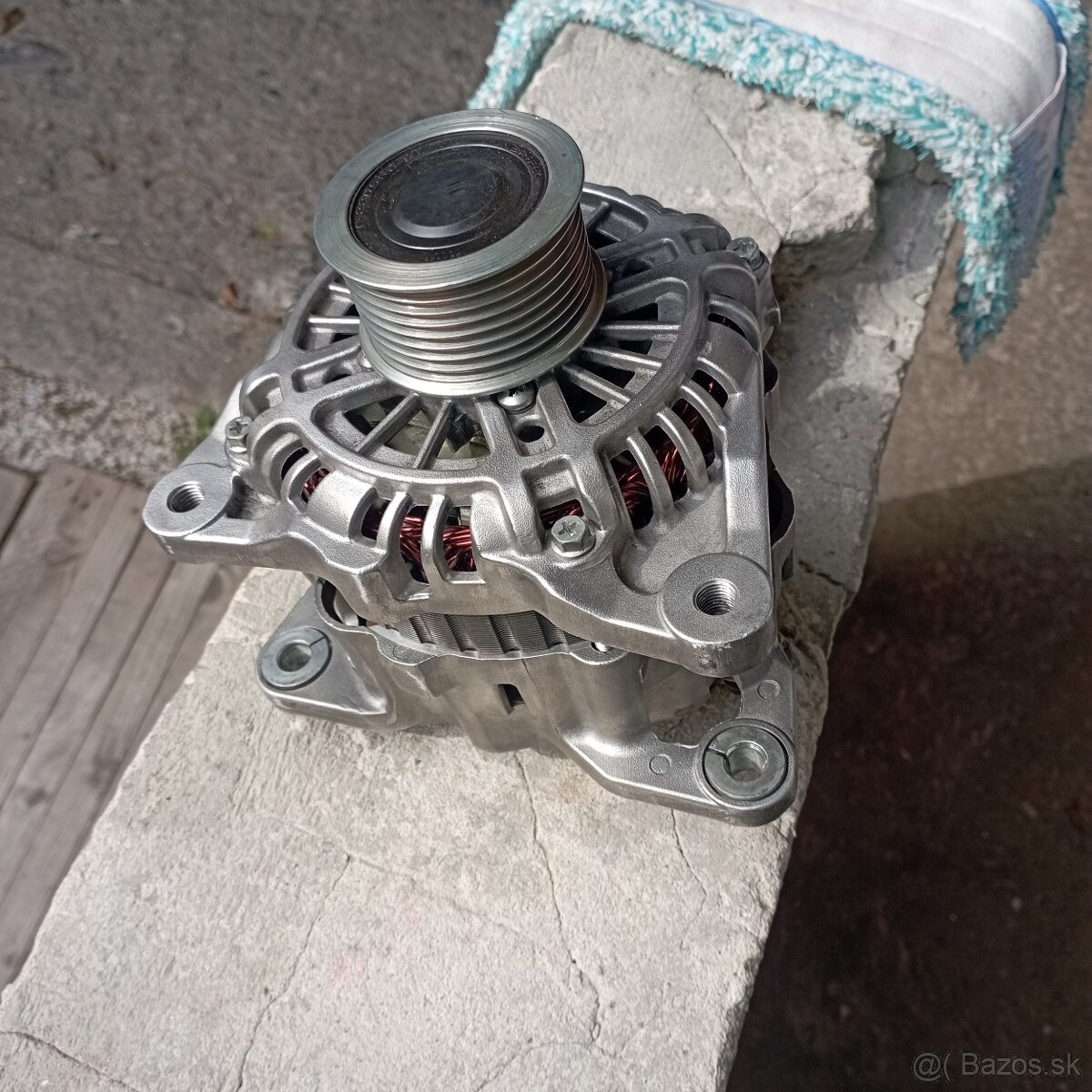 Predám alternátor Mazda 6 gh 103 kw - 2