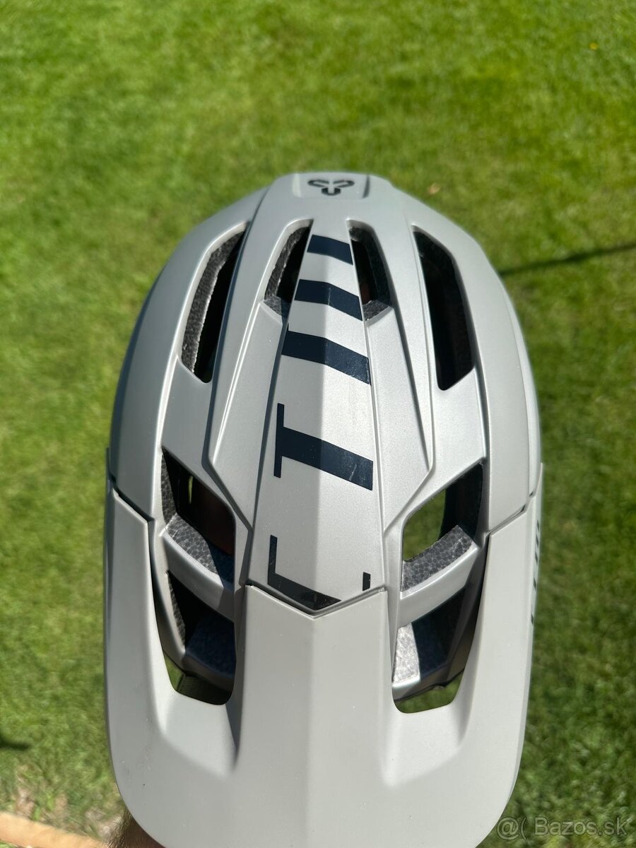 Prilba CTM Molab chrtia šedá L - 2