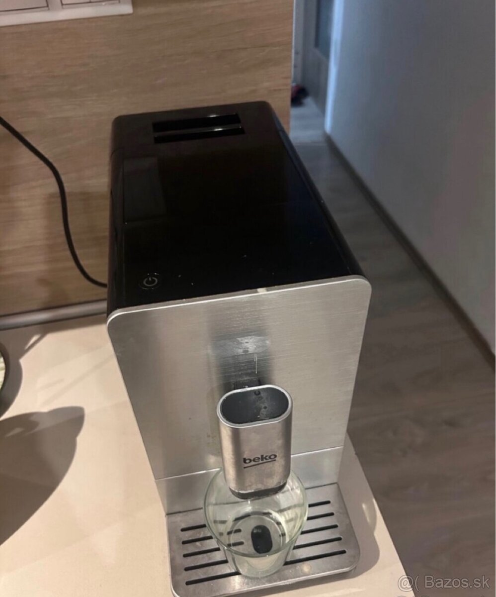 plnoautomaticky kávovar Beko - 2