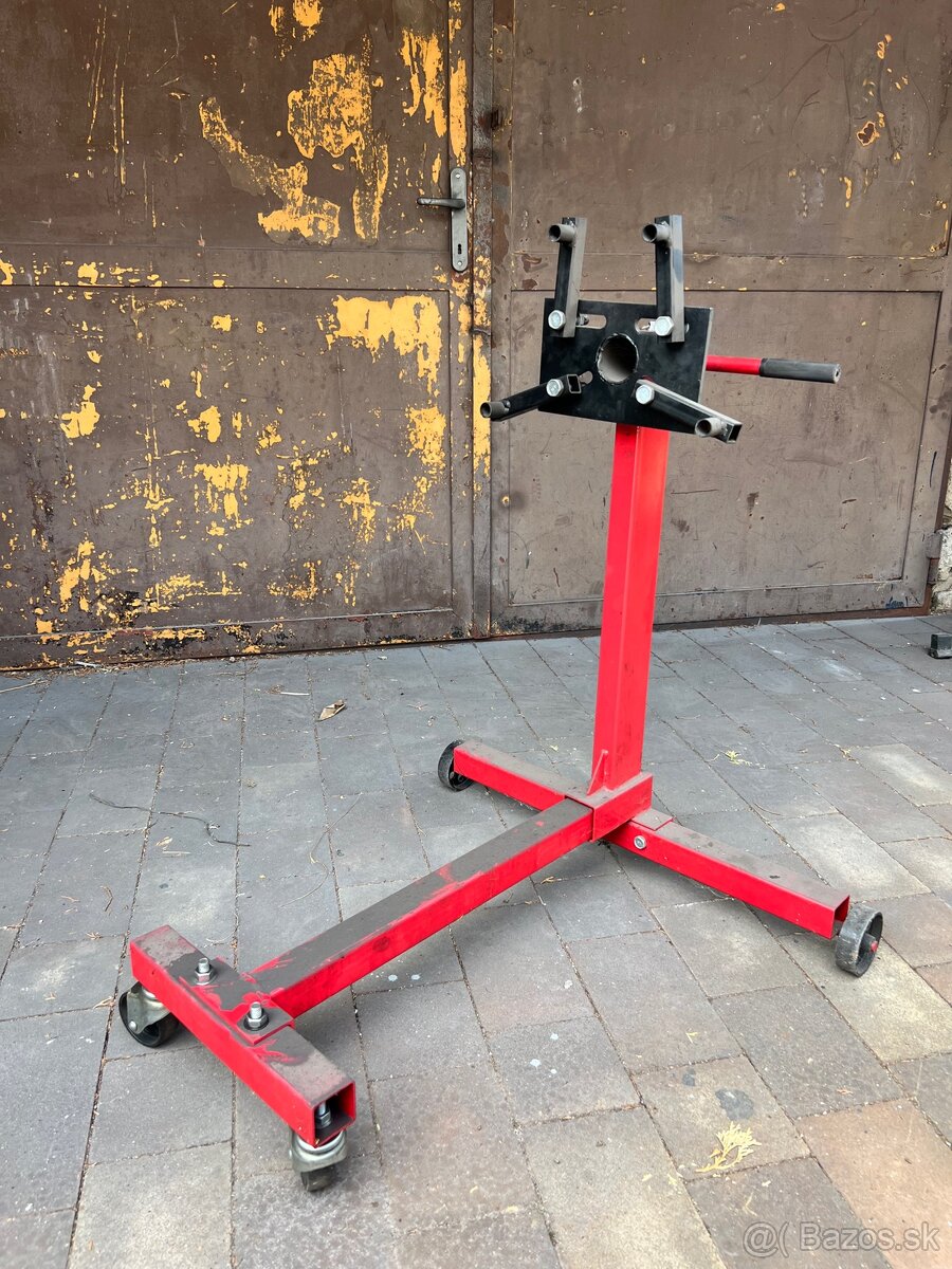 Stojan na motor - 2