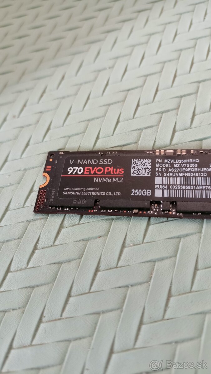 SAMSUNG SSD 970 EVO PLUS, M.2 - 250 GB - 2