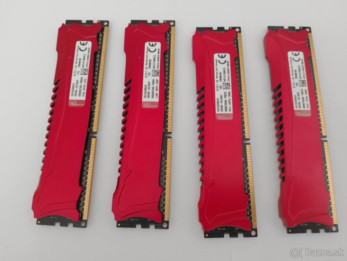 Predám 32GB DDR3 Kingston HyperX Savage (PC RAM) - 2