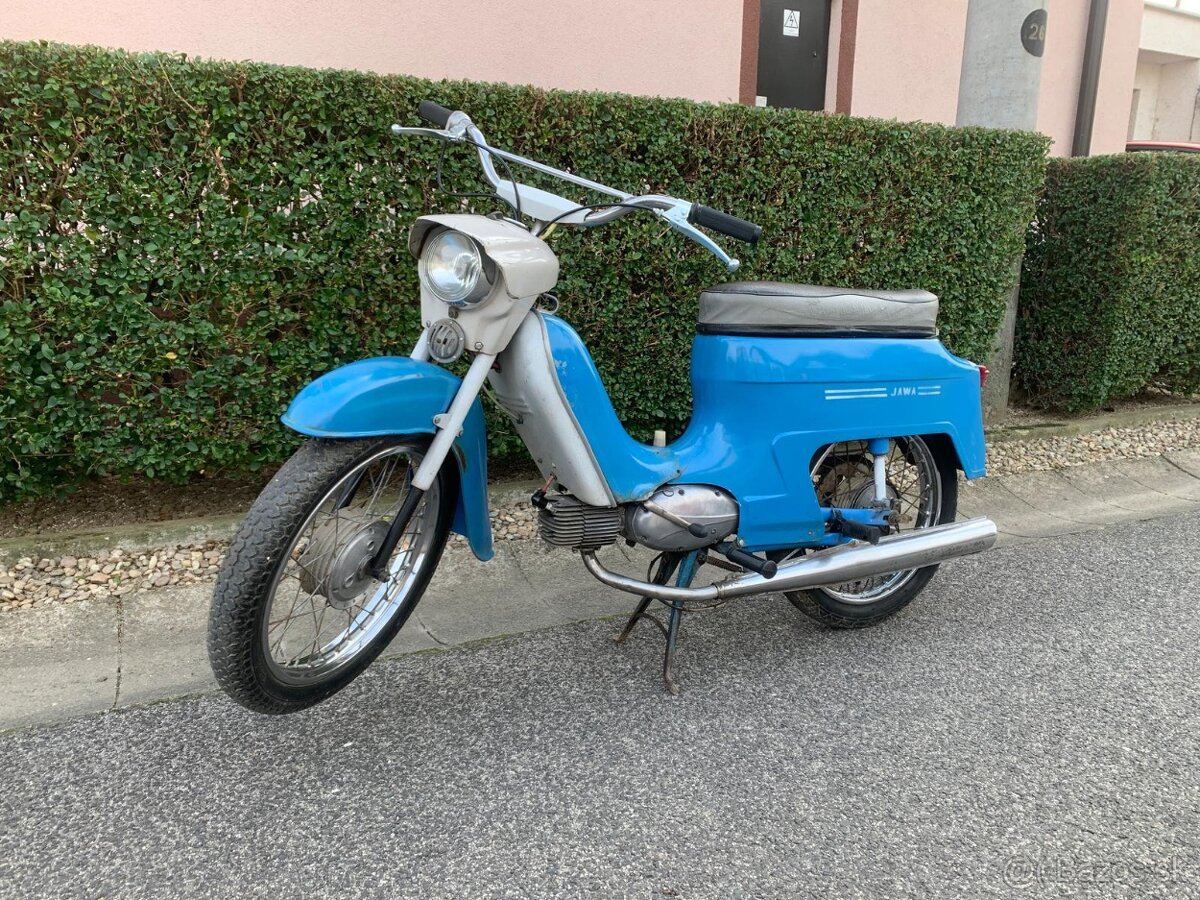 JAWA 21 s TP ŠPZ - 2