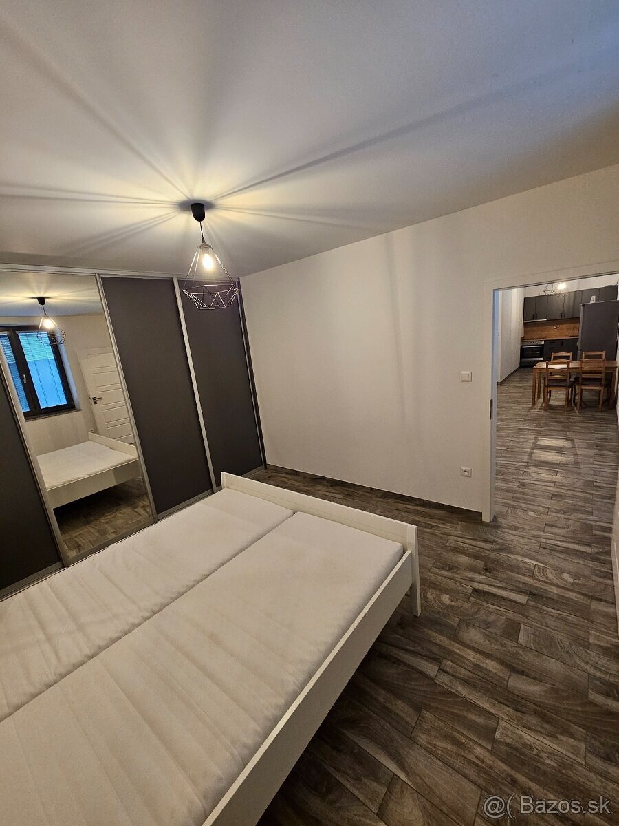 Na prenájom 2 izbový byt v Piešťanoch - 2