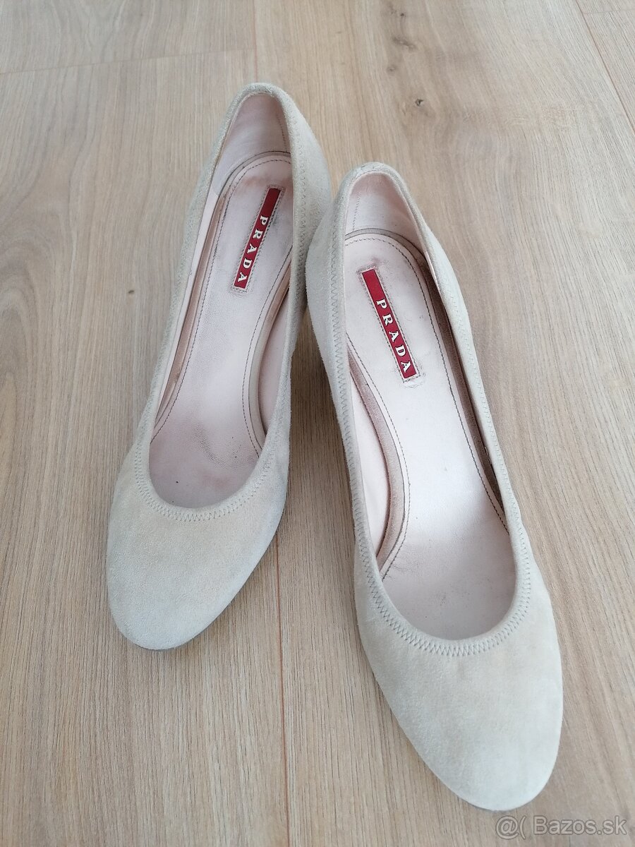 Béžové lodičky PRADA, veľ. 37,5 - 2