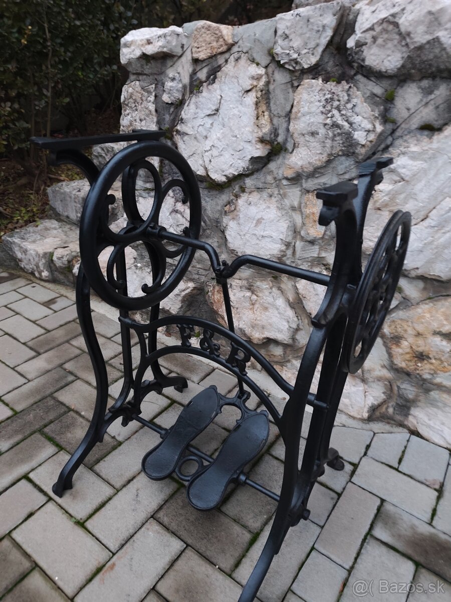 Rôzne exkluzívne kúsky šijací stroj - 2