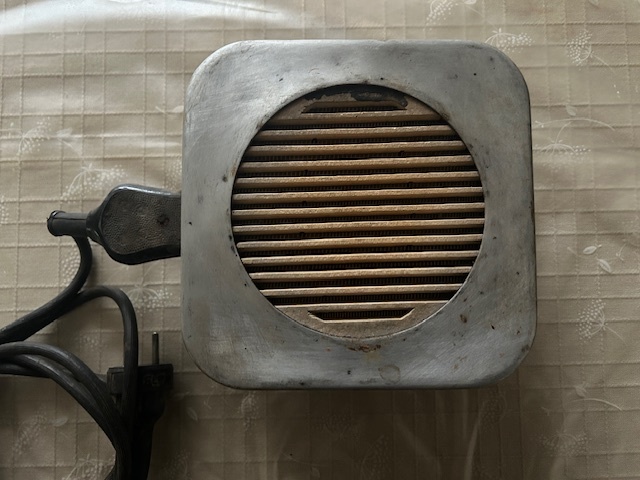 Historický retro jednoplotničkový elektrický varič - 2